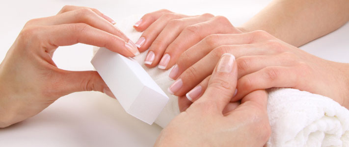 Европейский необрезной маникюр на Позняках