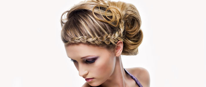 Эффектная прическа волос для торжества